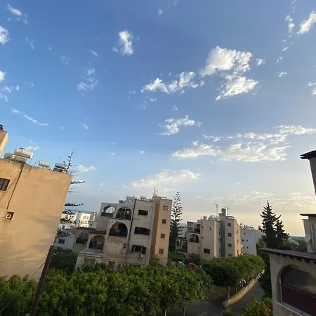 Renovated 2 Bedroom Flat, 100M From Sea, Sea View Διαμέρισμα