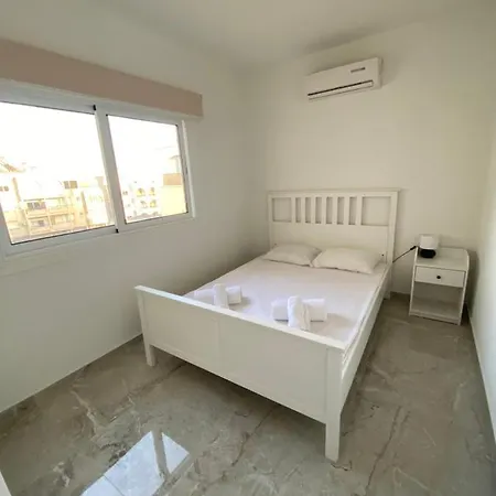 Renovated 2 Bedroom Flat, 100M From Sea, Sea View