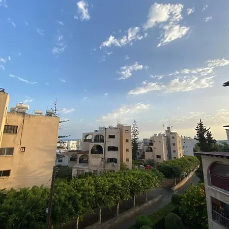 דירה Renovated 2 Bedroom Flat, 100M From Sea, Sea View